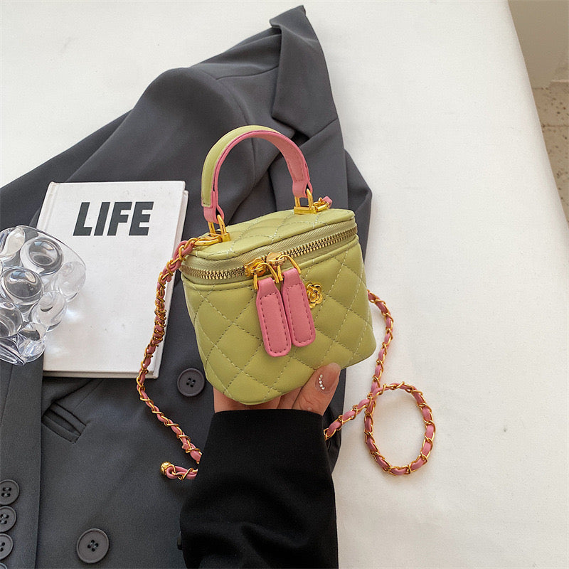 Vielseitige kleine und große Handboxtasche mit Stickerei
