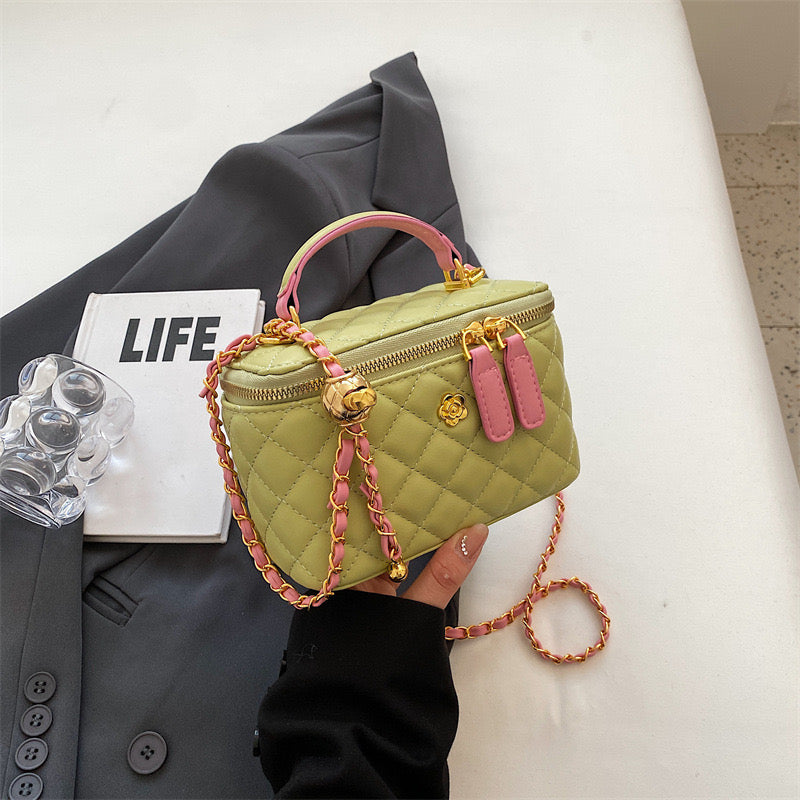 Vielseitige kleine und große Handboxtasche mit Stickerei